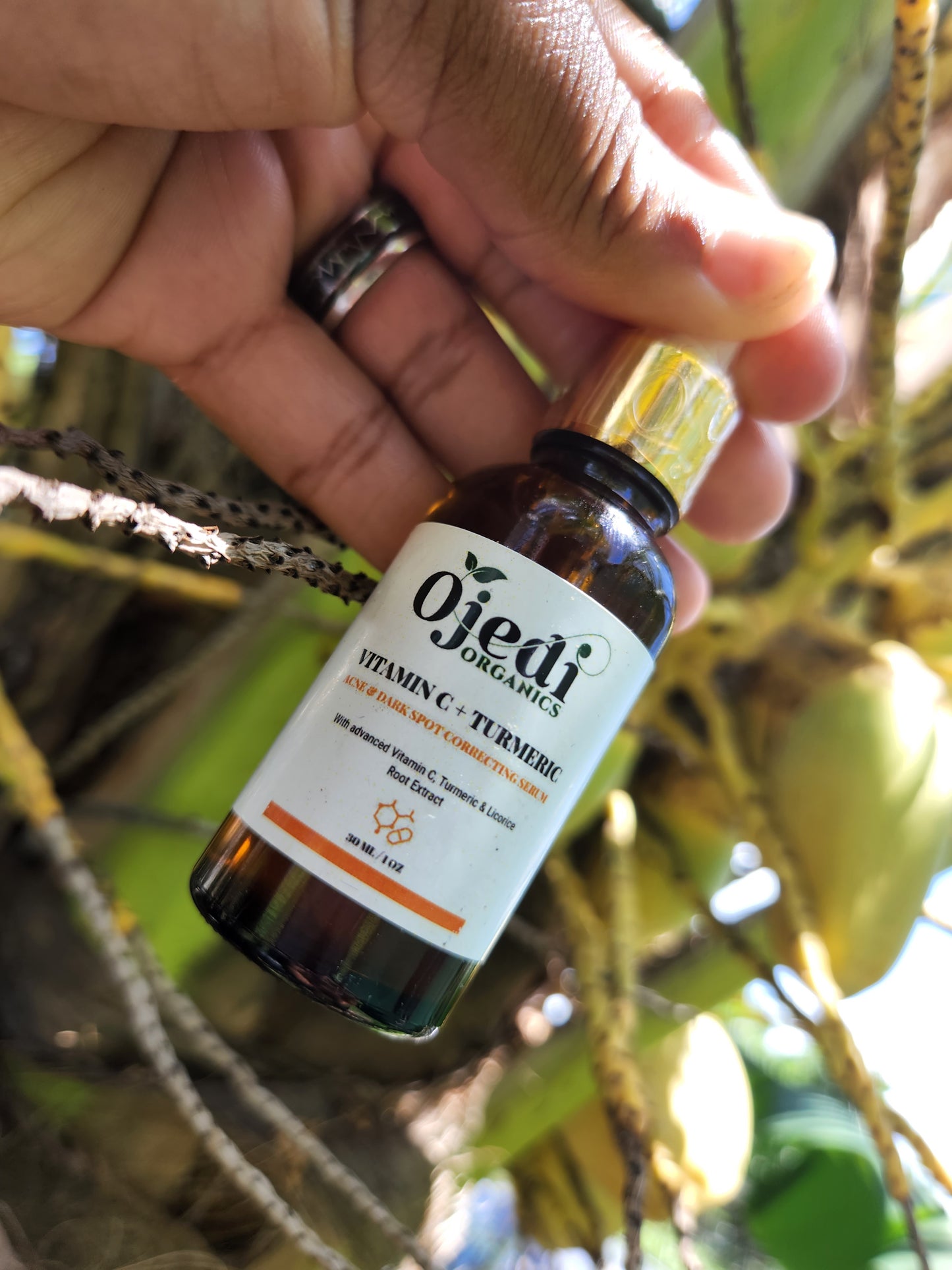 Vitamin C & Turmeric Acne and Dark Spot Correcting Serum